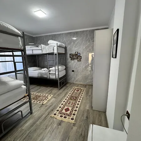 Hostel Leon